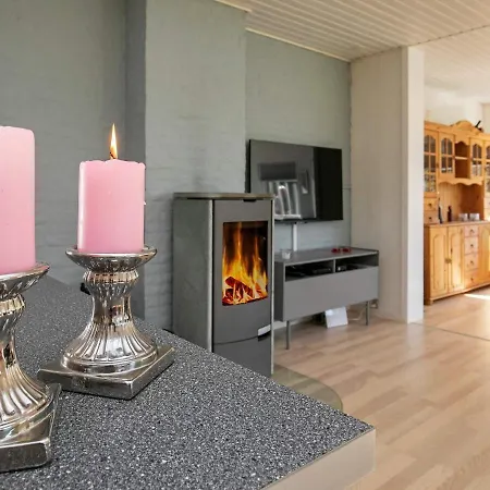 Nyaraló 5 Person Holiday Home In Hals *