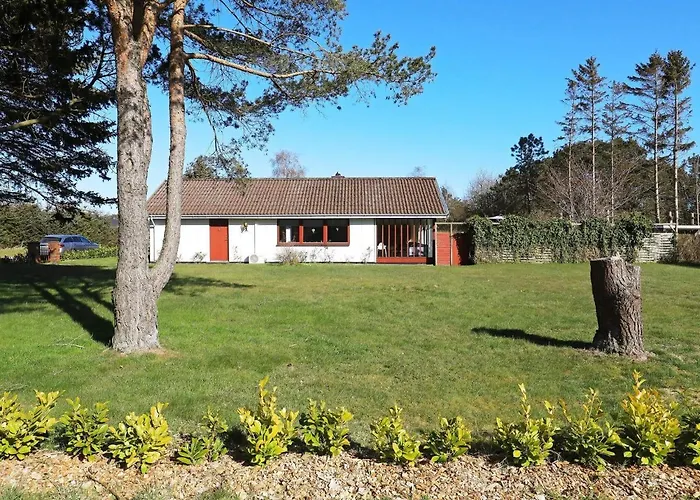 Casa vacanze 5 Person Holiday Home In Hals Hals