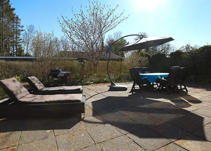 5 Person Holiday Home In Hals Casa vacanze