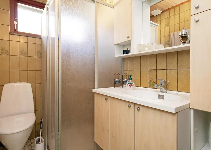 5 Person Holiday Home In Hals